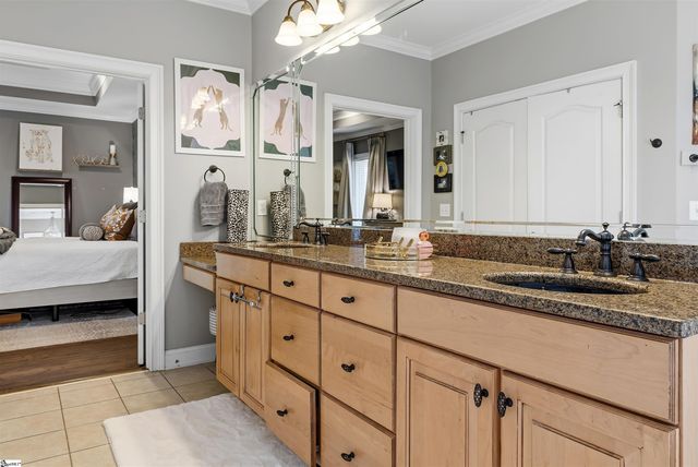 24 Appian Circle, Simpsonville, SC 29681