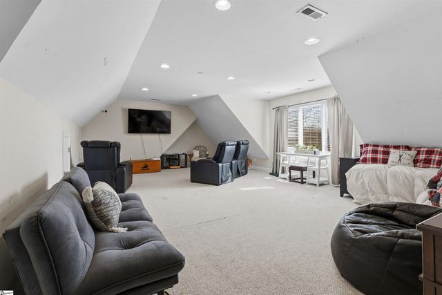 24 Appian Circle, Simpsonville, SC 29681