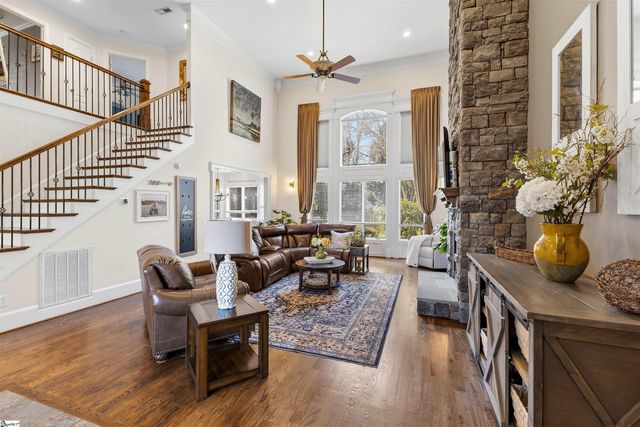 24 Appian Circle, Simpsonville, SC 29681