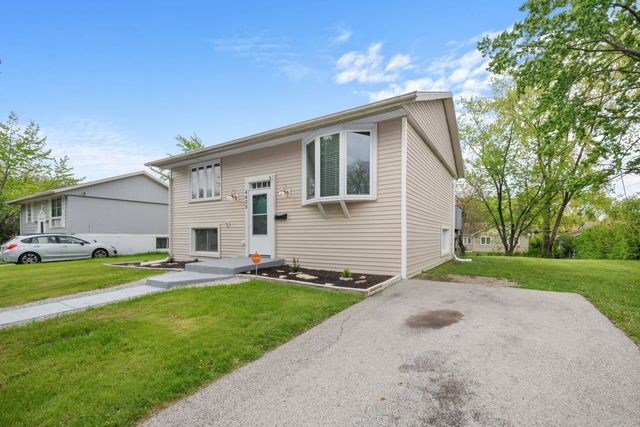 4435 Balmoral Drive, Richton Park, IL 60471