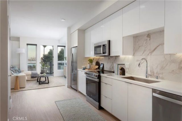 511 S Harbor 819, San Pedro, CA 90731
