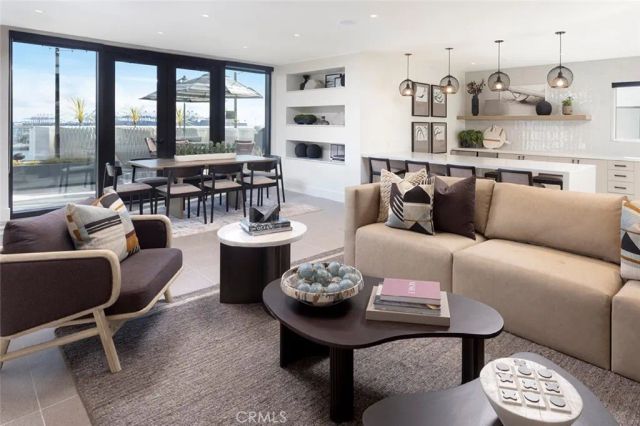 511 S Harbor 819, San Pedro, CA 90731