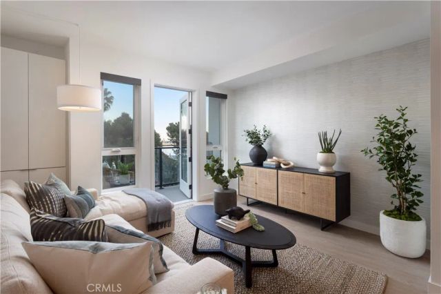 511 S Harbor 819, San Pedro, CA 90731