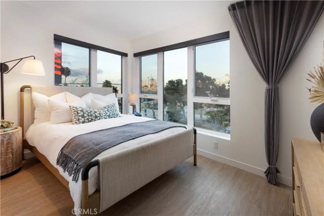 511 S Harbor 819, San Pedro, CA 90731