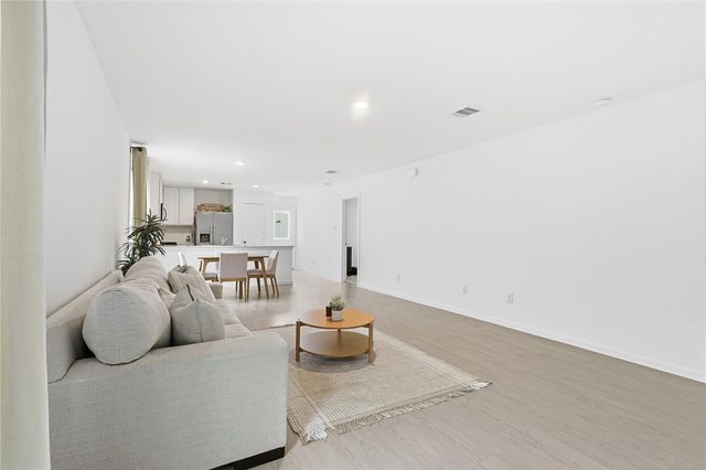 1135 Rustic Willow Drive, Beasley, TX 77417