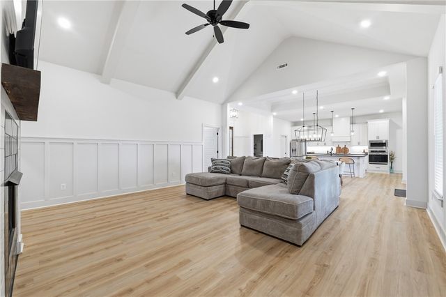 1575 Winters Street, Pea Ridge, AR 72751