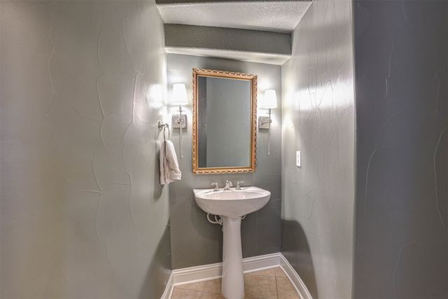 4801 Sangers Court, Fort Worth, TX 76244