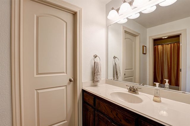 4801 Sangers Court, Fort Worth, TX 76244