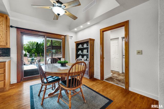 4222 S LAFAYETTE Avenue, Bartonville, IL 61607
