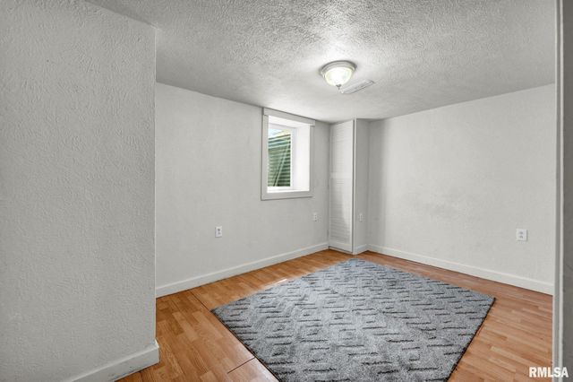 4222 S LAFAYETTE Avenue, Bartonville, IL 61607