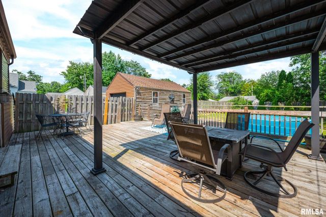 4222 S LAFAYETTE Avenue, Bartonville, IL 61607