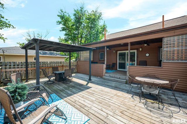 4222 S LAFAYETTE Avenue, Bartonville, IL 61607