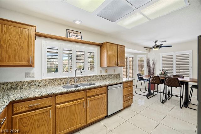 9321 Quail Ridge Drive 24, Las Vegas, NV 89134