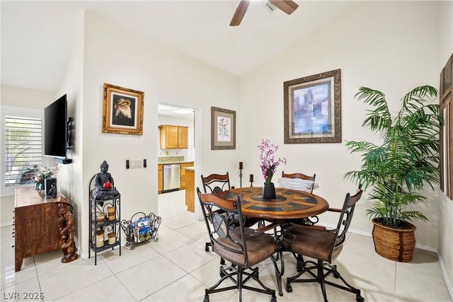 9321 Quail Ridge Drive 24, Las Vegas, NV 89134