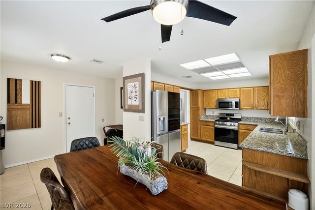 9321 Quail Ridge Drive 24, Las Vegas, NV 89134