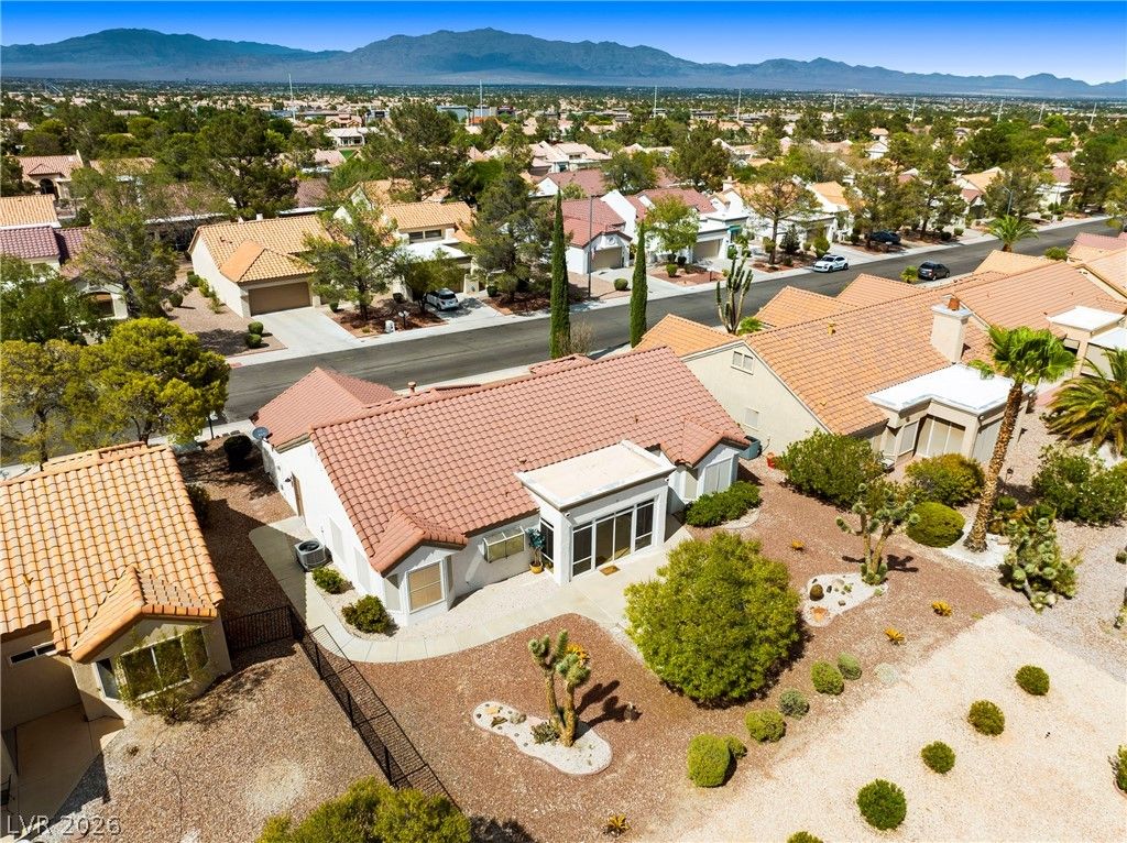 9321 Quail Ridge Drive 24, Las Vegas, NV 89134 — photo 4