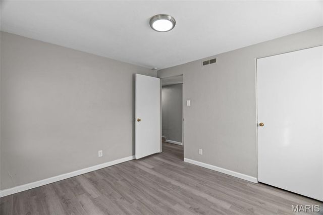 1000 Wild Cherry Lane, University City, MO 63130