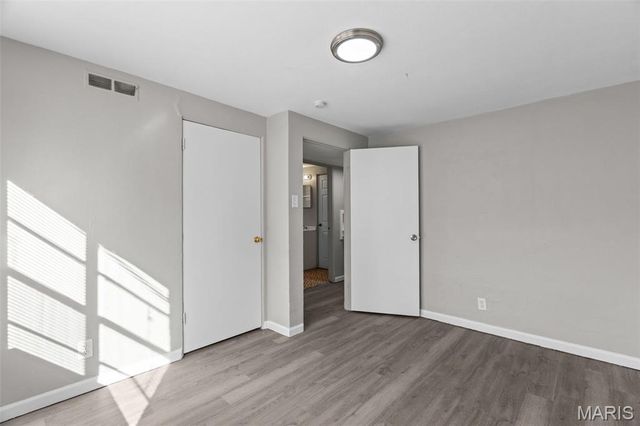 1000 Wild Cherry Lane, University City, MO 63130