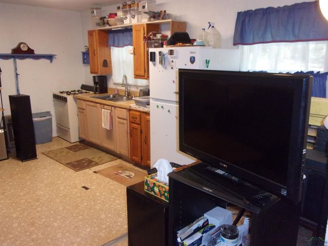 811 CR 1762, Linden, TX 75563