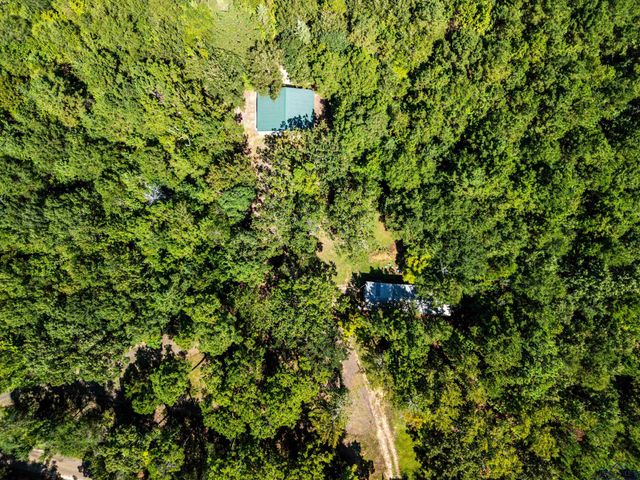 811 CR 1762, Linden, TX 75563