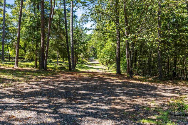 811 CR 1762, Linden, TX 75563