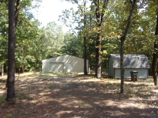 811 CR 1762, Linden, TX 75563