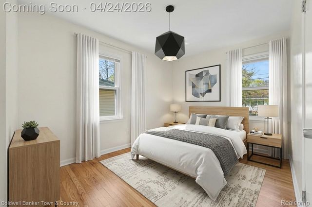 27691 Lexington Parkway, Southfield, MI 48076