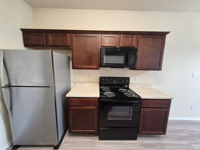 7208 Colina Way, Converse, TX 78109