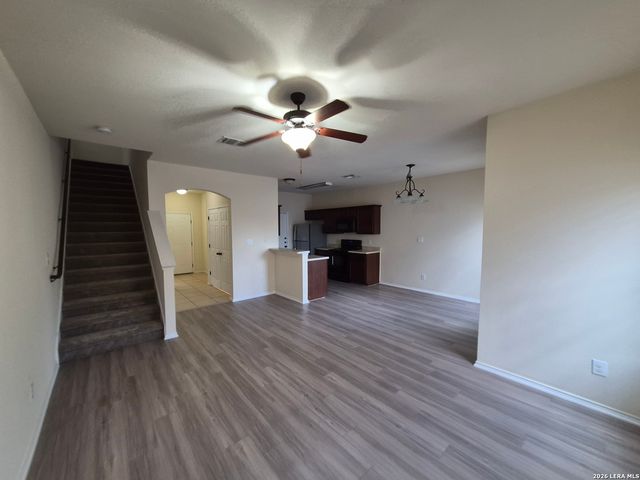 7208 Colina Way, Converse, TX 78109