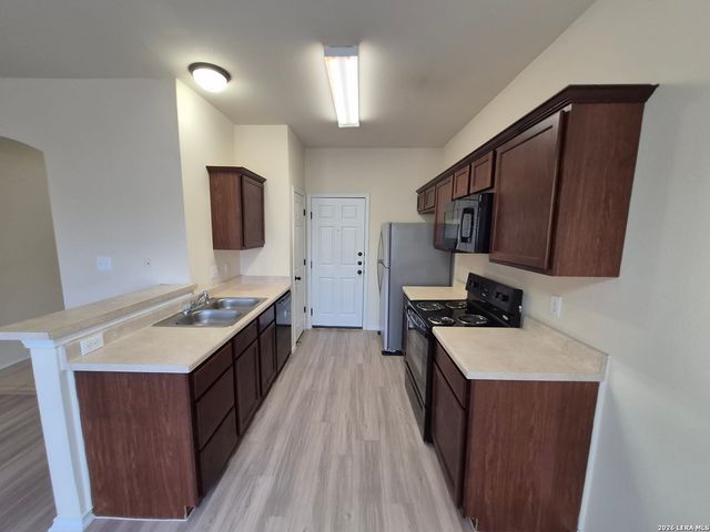 7208 Colina Way, Converse, TX 78109