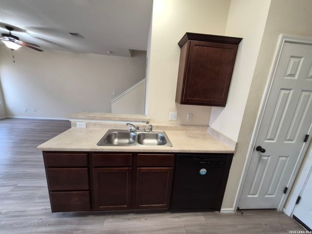 7208 Colina Way, Converse, TX 78109