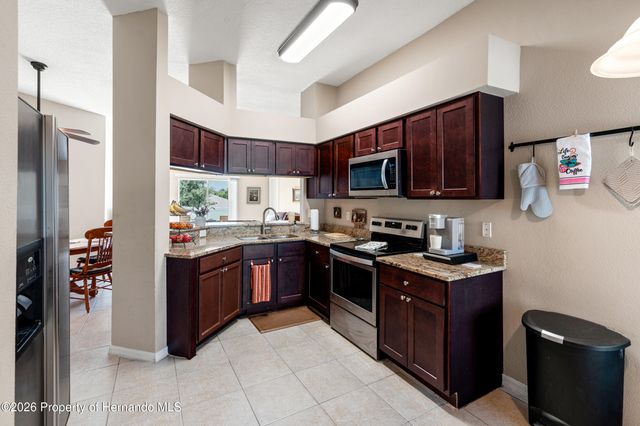 7530 Jeno Street, Zephyrhills, FL 33540