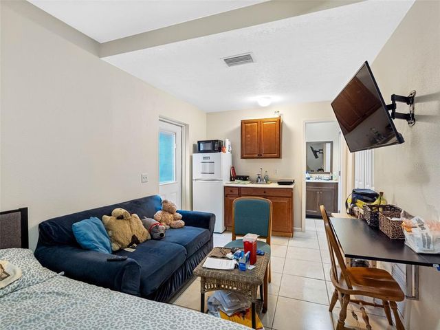 6416 SANTA MONICA DRIVE, Tampa, FL 33615