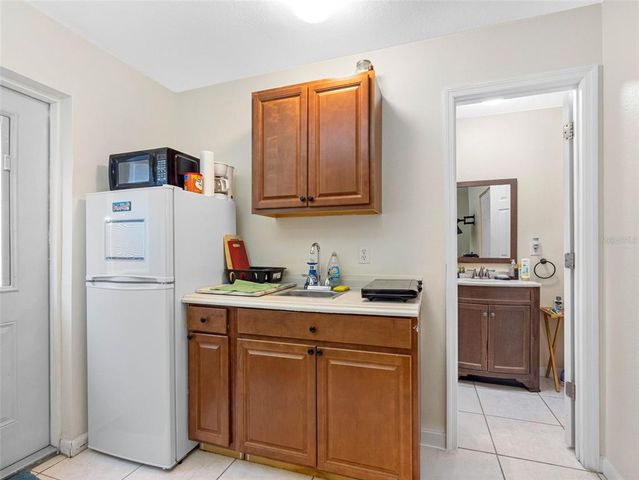 6416 SANTA MONICA DRIVE, Tampa, FL 33615