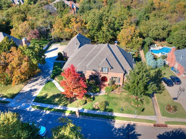 3621 Hunters Creek Road, Edmond, OK 73003