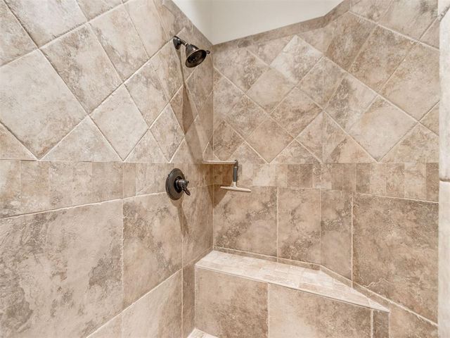 3621 Hunters Creek Road, Edmond, OK 73003