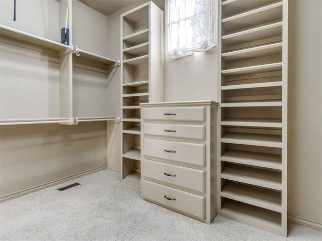 3621 Hunters Creek Road, Edmond, OK 73003