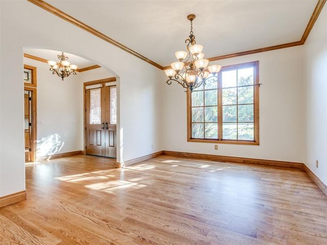 3621 Hunters Creek Road, Edmond, OK 73003