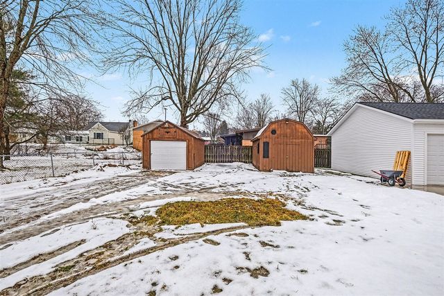 128 W Averill Street, Sparta, MI 49345