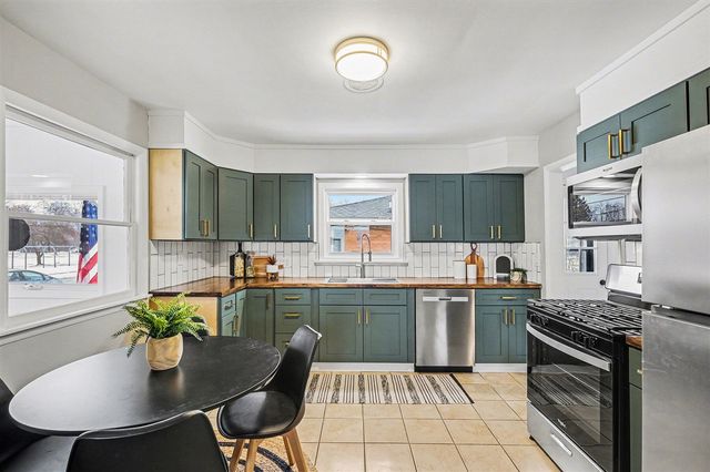 128 W Averill Street, Sparta, MI 49345