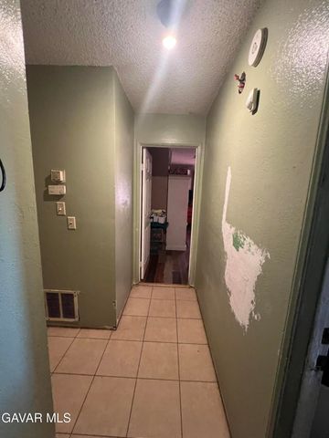 17350 Sweetaire Avenue, Lancaster, CA 93535