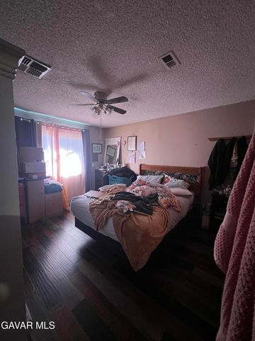 17350 Sweetaire Avenue, Lancaster, CA 93535