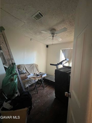 17350 Sweetaire Avenue, Lancaster, CA 93535