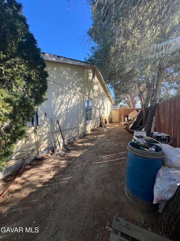 17350 Sweetaire Avenue, Lancaster, CA 93535