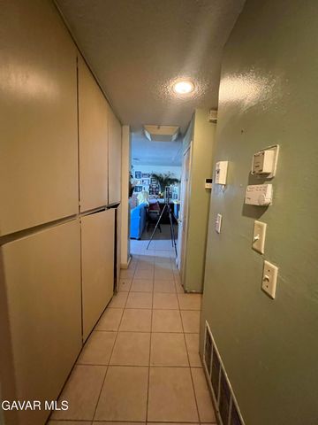 17350 Sweetaire Avenue, Lancaster, CA 93535