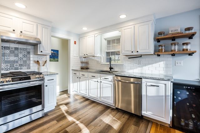 55 Lothrop Road, Reading, MA 01867