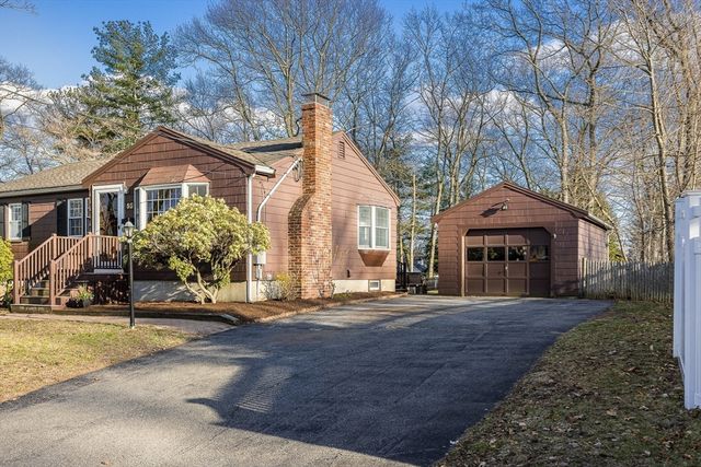 55 Lothrop Road, Reading, MA 01867