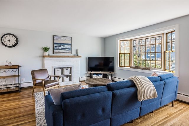 55 Lothrop Road, Reading, MA 01867