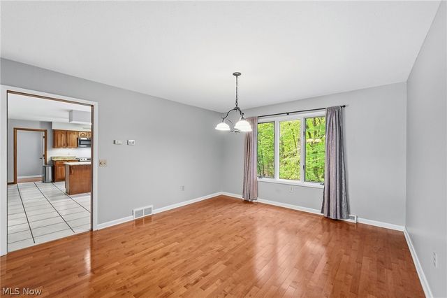 10934 Fawn Meadow Lane, Strongsville, OH 44149