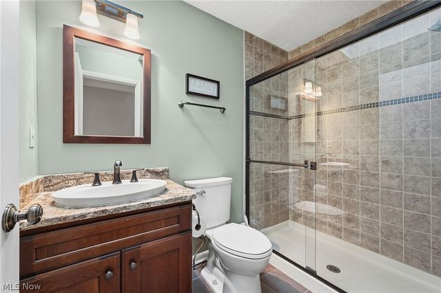 10934 Fawn Meadow Lane, Strongsville, OH 44149